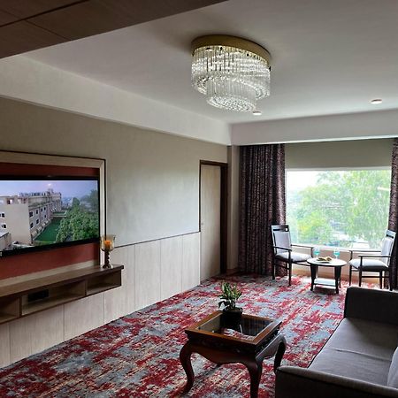 The Lalita Grand Mathura- Vrindavan Экстерьер фото